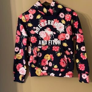 Abercrombie kids- girls floral hoodie size 9/10